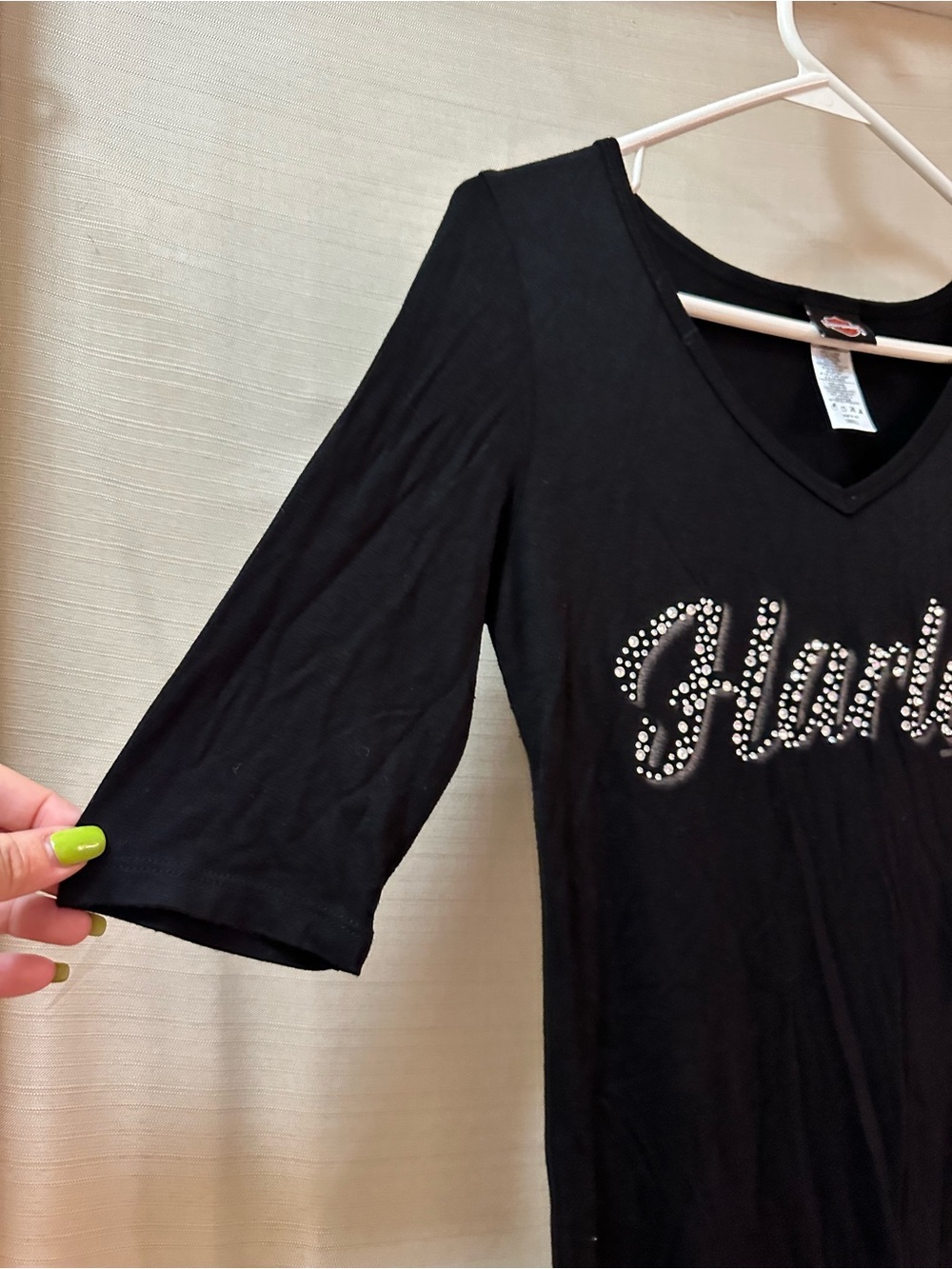 Harley Davidson Rhinestone V Neck Top Black Biker Tee Women’s Small Shirt - Picture 3 of 7
